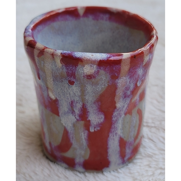 Red and white pottery cup piece - Picture 6 of 16